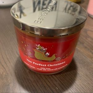NEW Bath & Body Works 3-Wick Candle: The Perfect Christmas 🎄